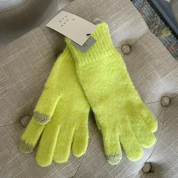 Women's Chartreuse/ Lime A New Day by Target Hat and Glove Set - Picture 6 of 6
